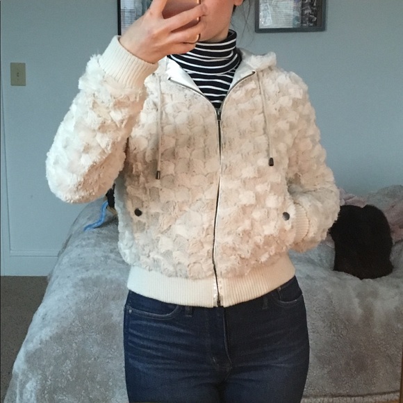 White Faux Fur Hooded Jacket Small - Picture 2 of 3